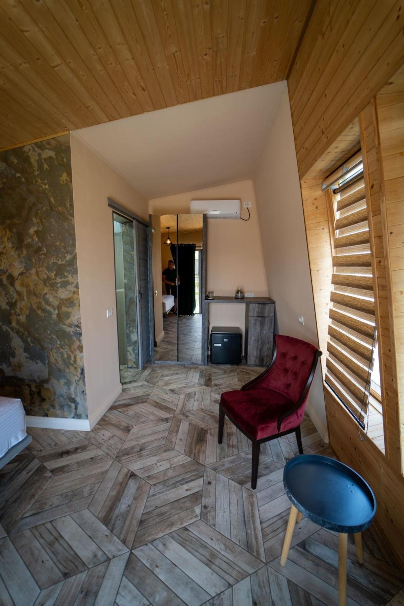 Chalet Kift Garden Events Medgidia